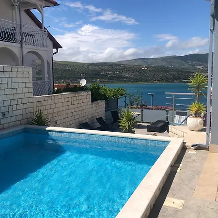 Velikula * Trogir